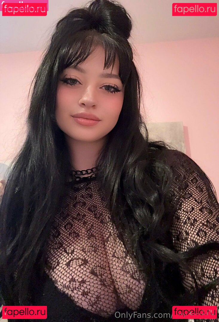 ihateremy / lamegff / lilbussygirl / luvluxlol / luvncoke / luvnutttt / luxcoke Onlyfans Photo Gallery 