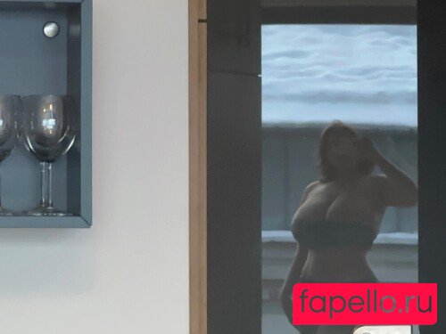 Milada Moore Nude Onlyfans Photo 7