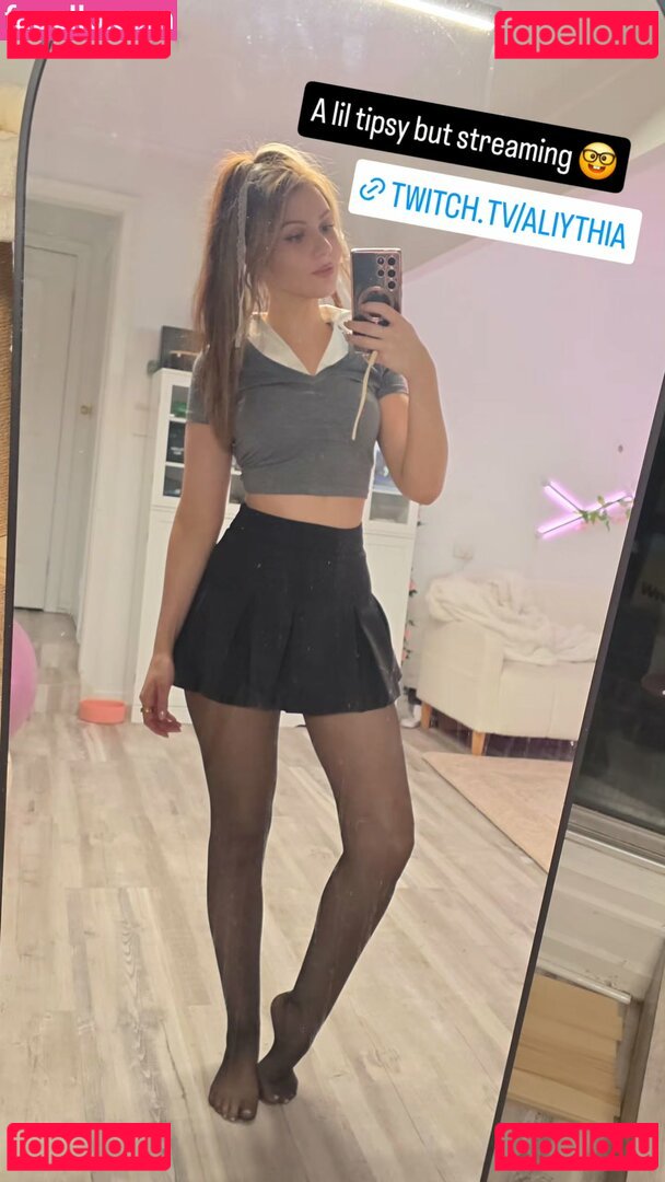 Aliythia Nude Onlyfans Photo 79