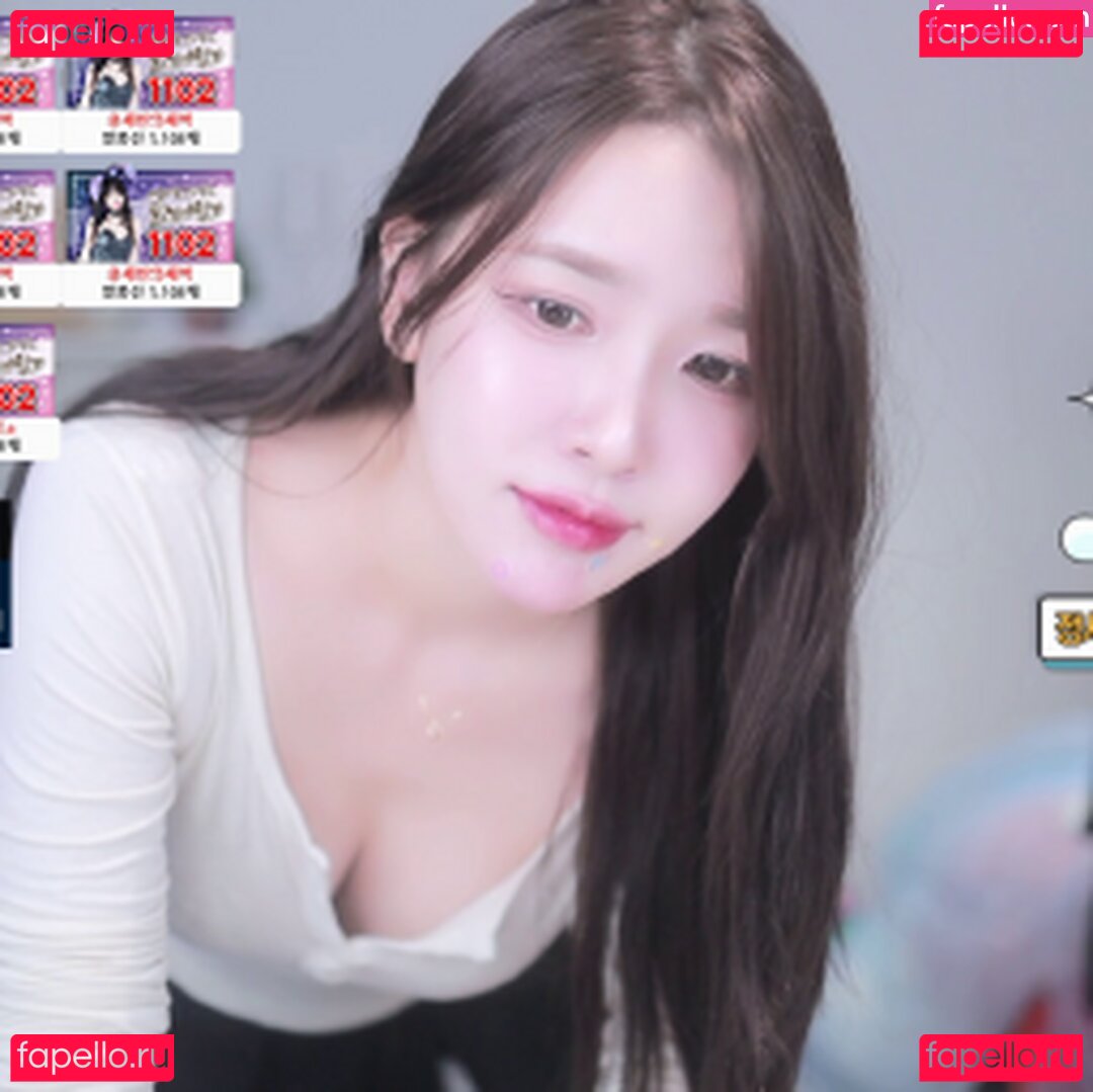 Lee Ahrin / ahrin2 Onlyfans Photo Gallery 