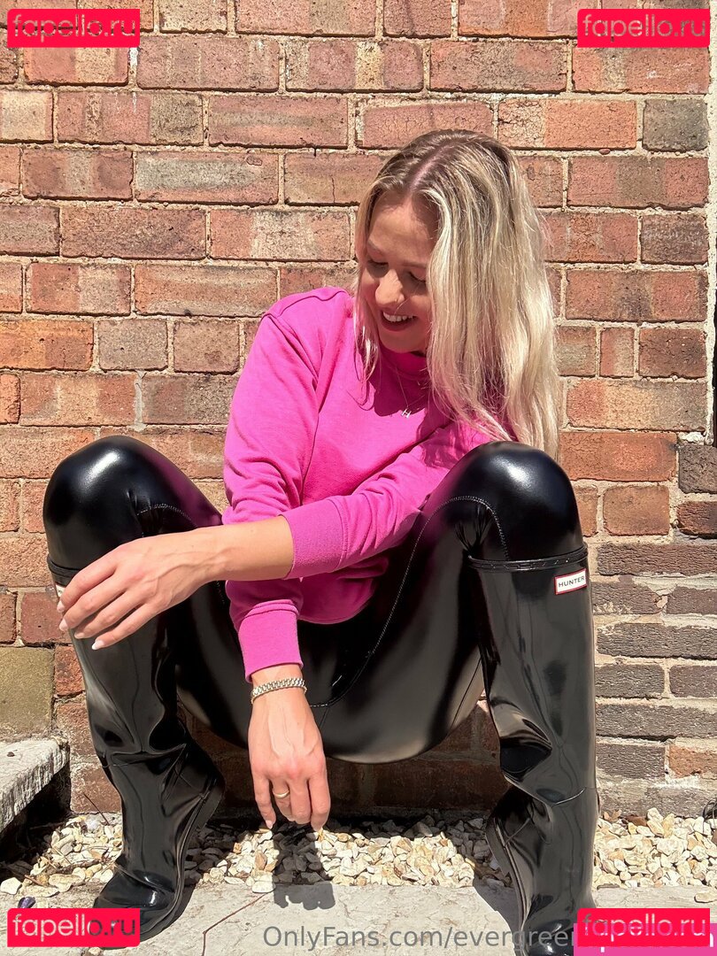 Evergreen_queen90 / Hollipops / Honey_monster90 / Sweet_like_honeyy / evergreenqueen9 Onlyfans Photo Gallery 