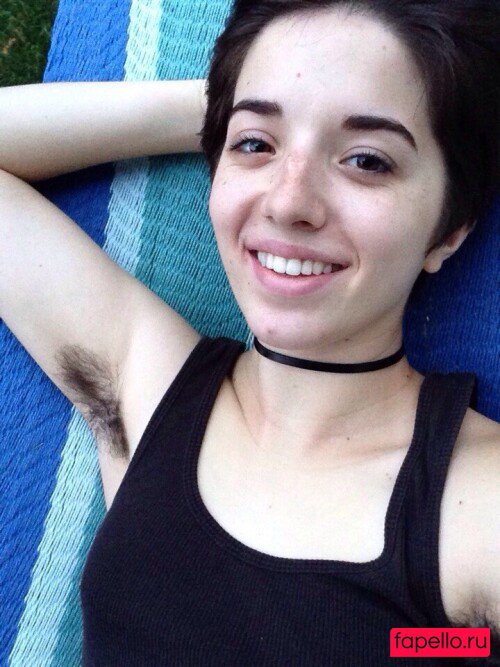 Slight Sounds ASMR Nude Onlyfans Photo 32