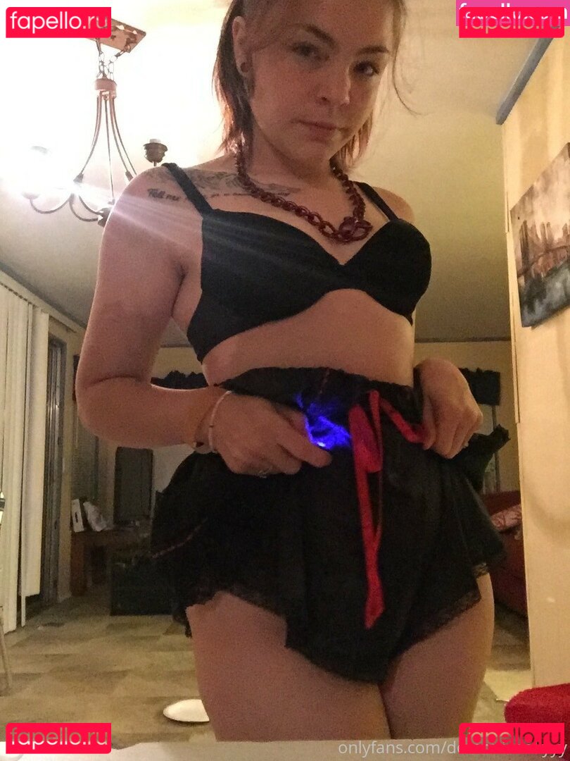 cirassss / ciricesinsss Onlyfans Photo Gallery 