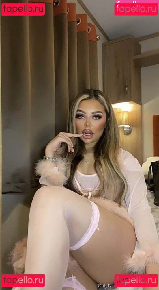 emilyexotics / emilys_exotics_ Onlyfans Photo Gallery 