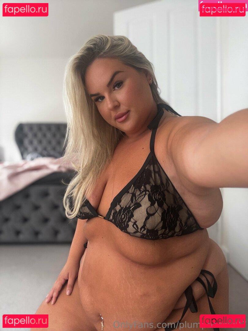 oldchubby06 / plumpbarbie97 Onlyfans Photo Gallery 