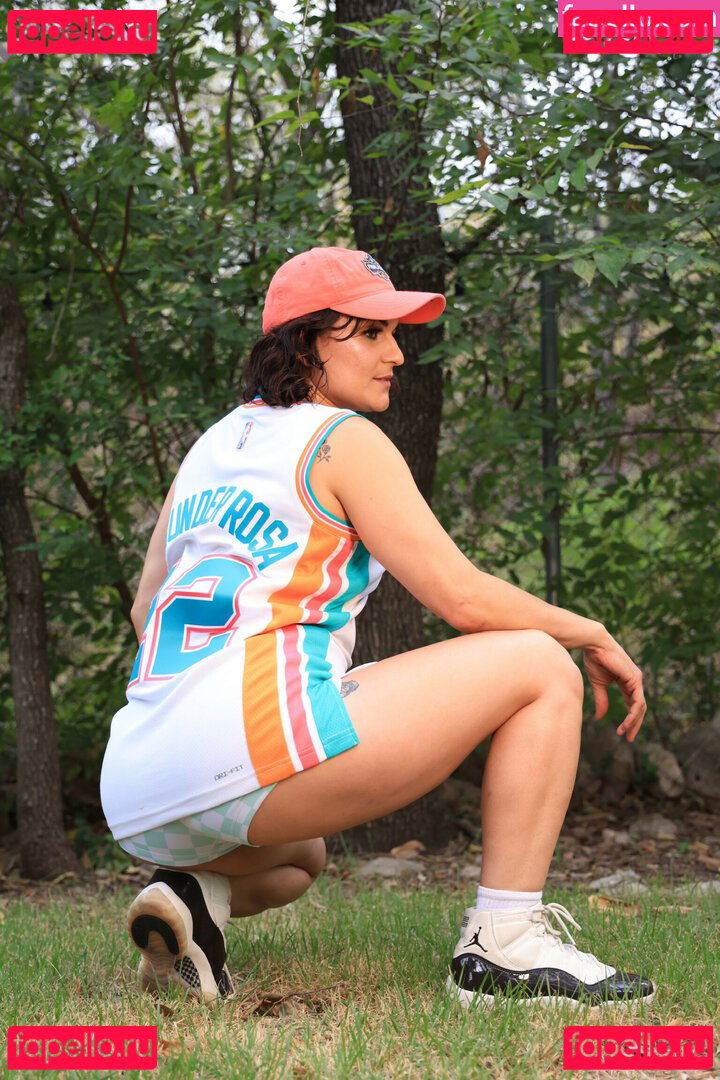 Thunder Rosa / thunderrosa22 Onlyfans Photo Gallery 