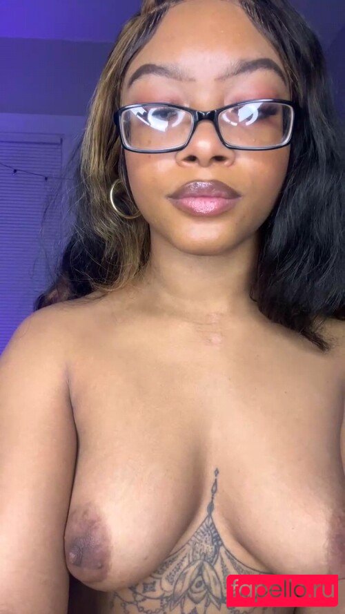 Ohsoyouaaliyah Onlyfans Photo Gallery 