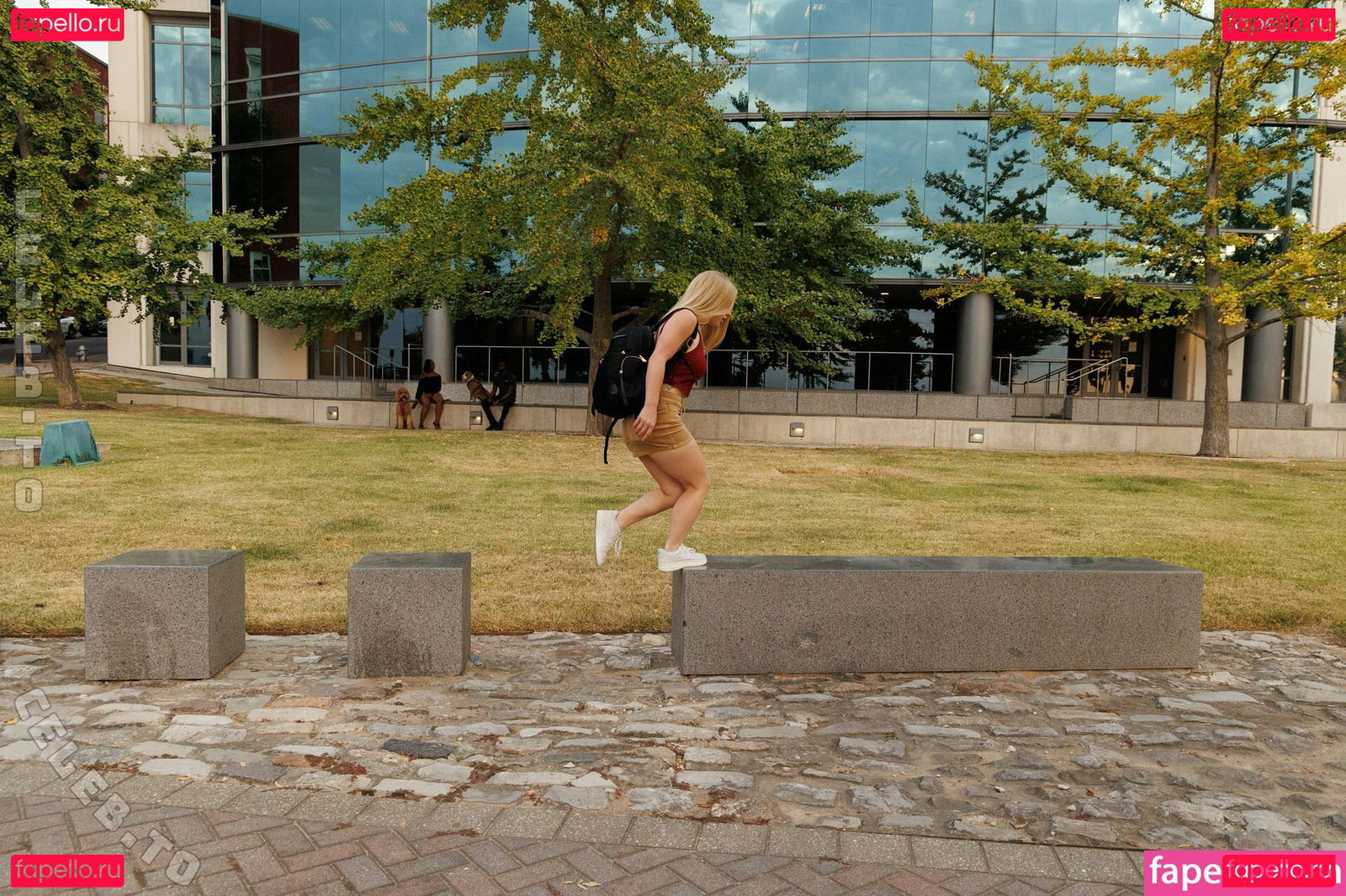 Lilly May / TheKylieShay / thelillymay Onlyfans Photo Gallery 