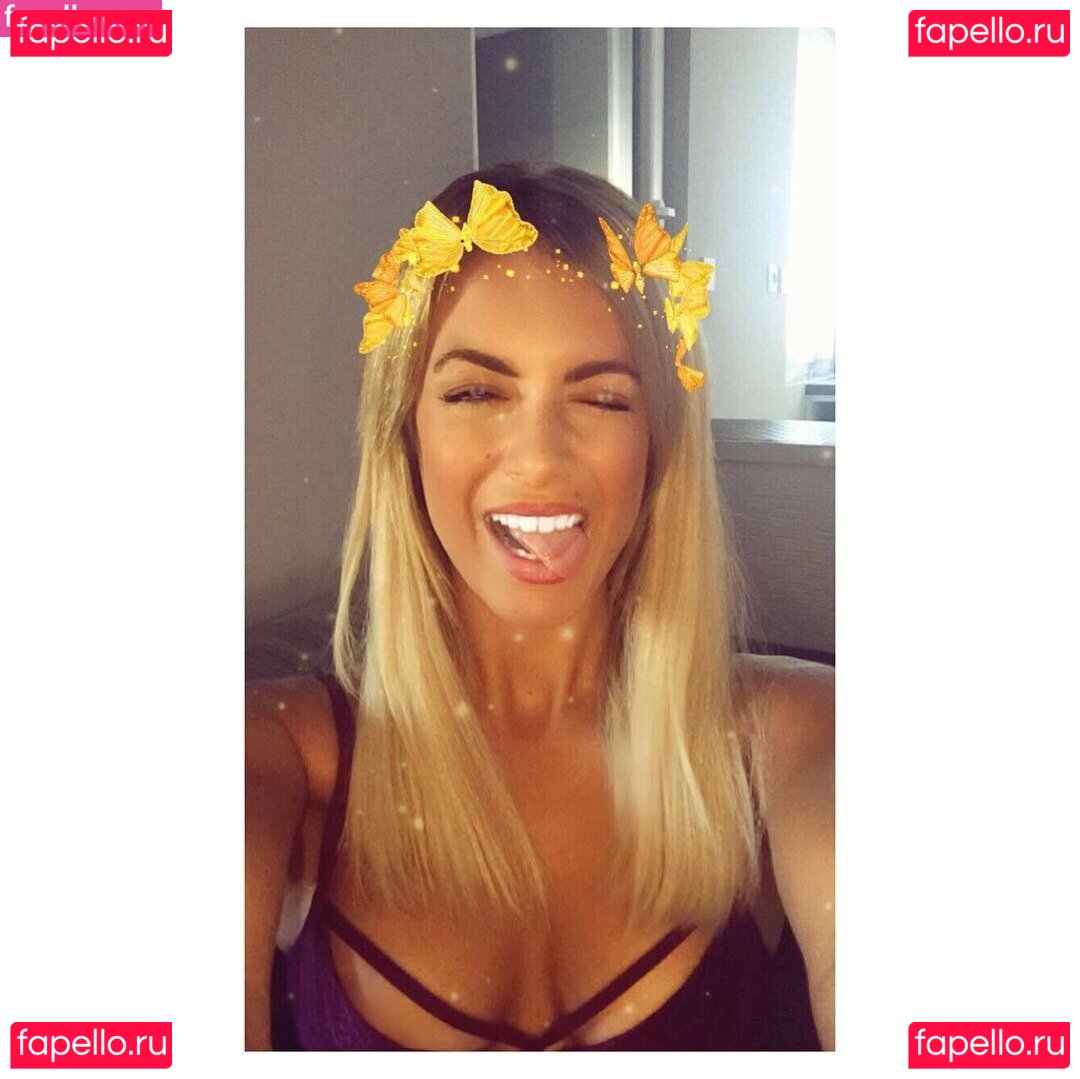 Carla Moreau Nude Onlyfans Photo 29