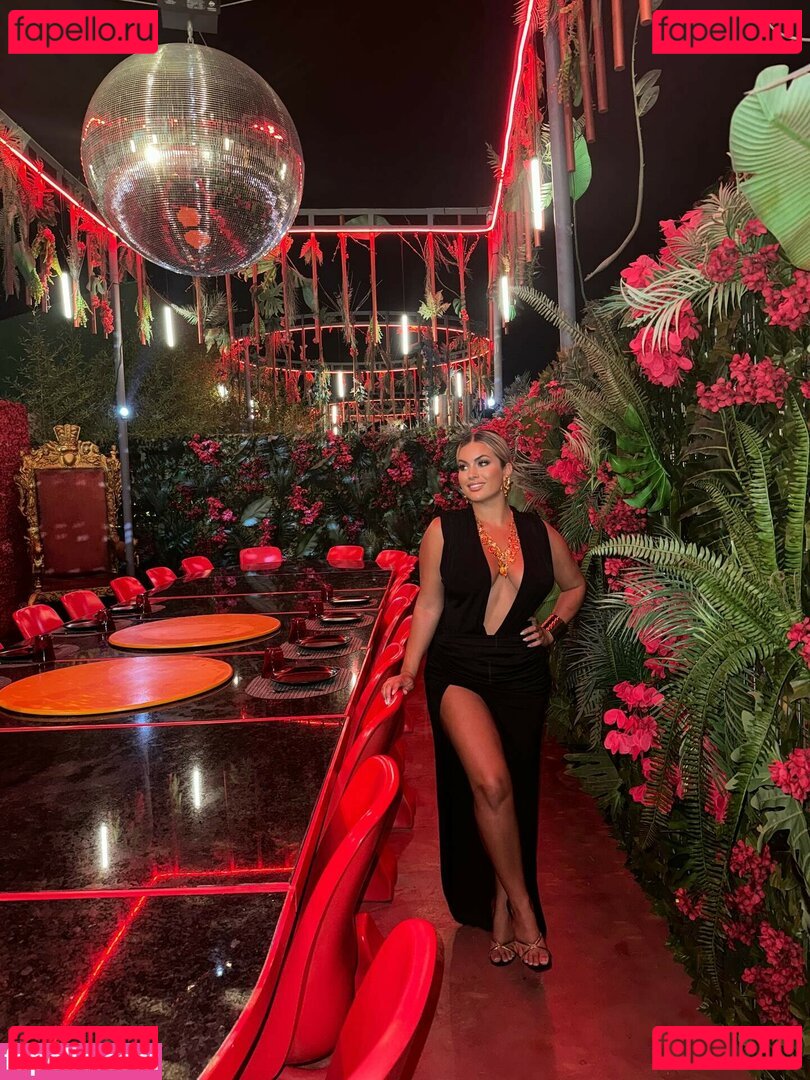 Carla Moreau Nude Onlyfans Photo 12