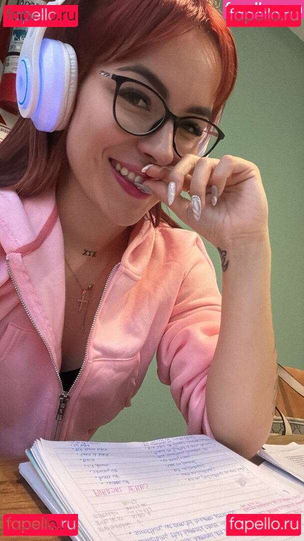 luckyfoxknits Nude Onlyfans Photo 22