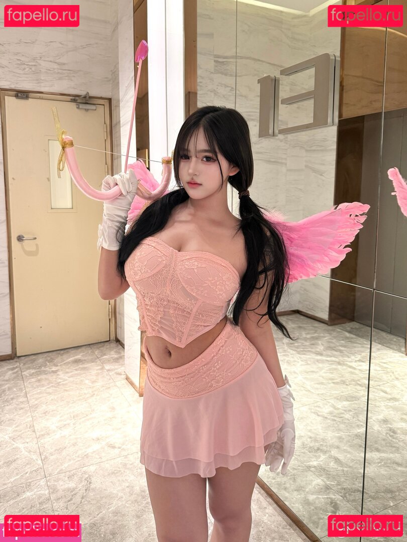 ice_xiaoyu / icexiaoyu / ice嬣 / itsiceithink / 小U优优子 / 小优 Onlyfans Photo Gallery 