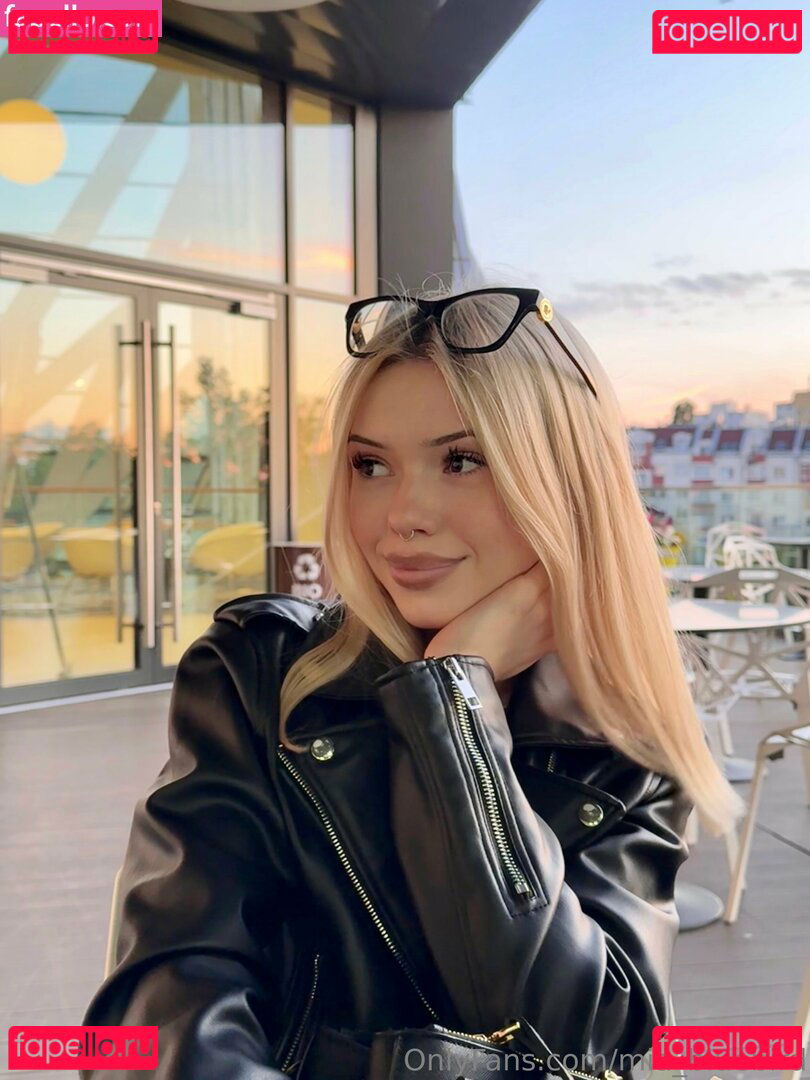 Mia / Mia_bluebird / mia.bluebird Onlyfans Photo Gallery 