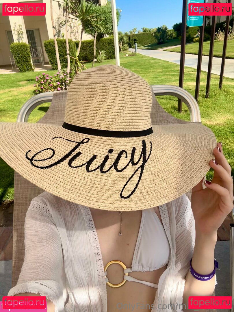 Mia / Mia_bluebird / mia.bluebird Onlyfans Photo Gallery 