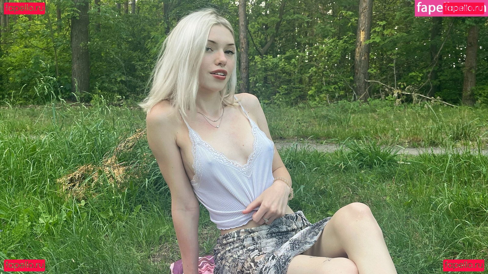 Mia / Mia_bluebird / mia.bluebird Onlyfans Photo Gallery 