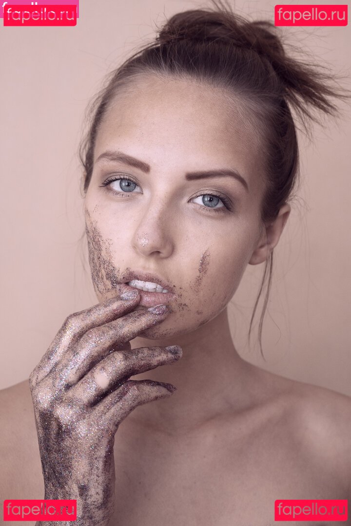 Kinga Chorostowska Nude Onlyfans Photo 17