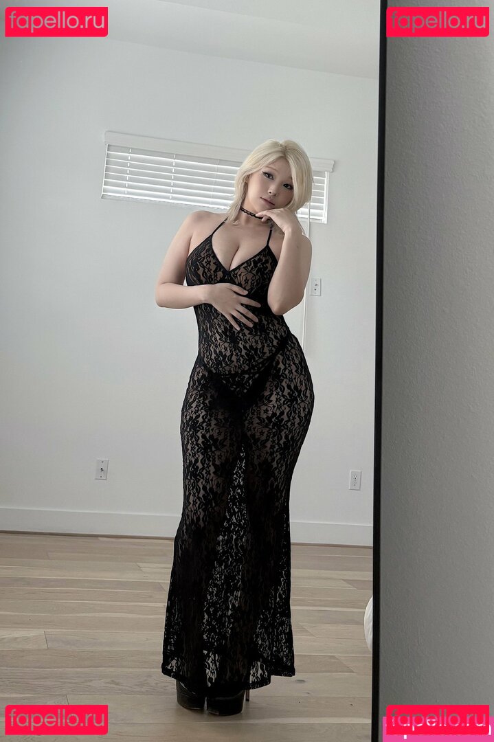 Aikuros Nude Onlyfans Photo 10
