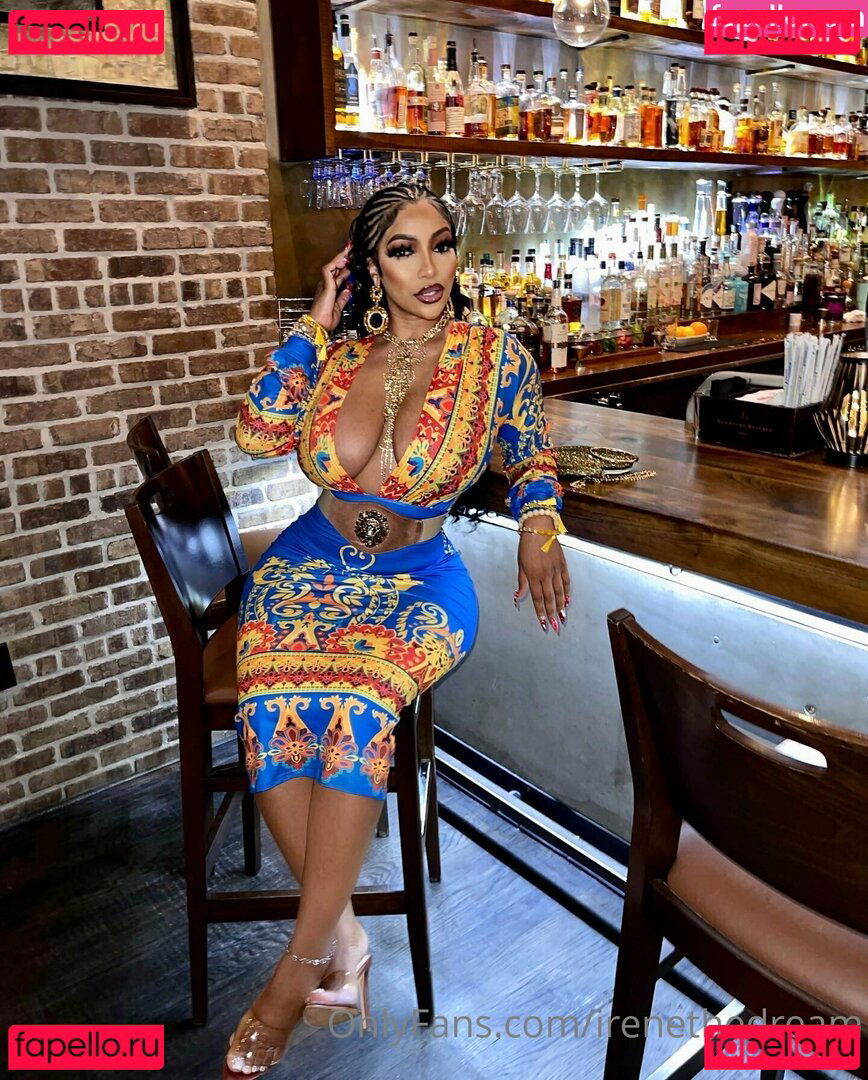 irenethedream / irenethedreamback Onlyfans Photo Gallery 