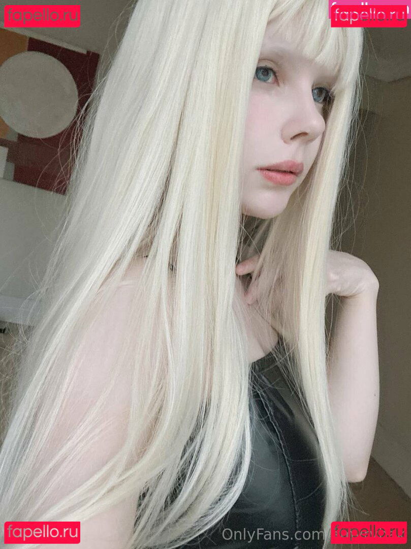 Amy Petrov / amyrybak / amyrybak_ Onlyfans Photo Gallery 