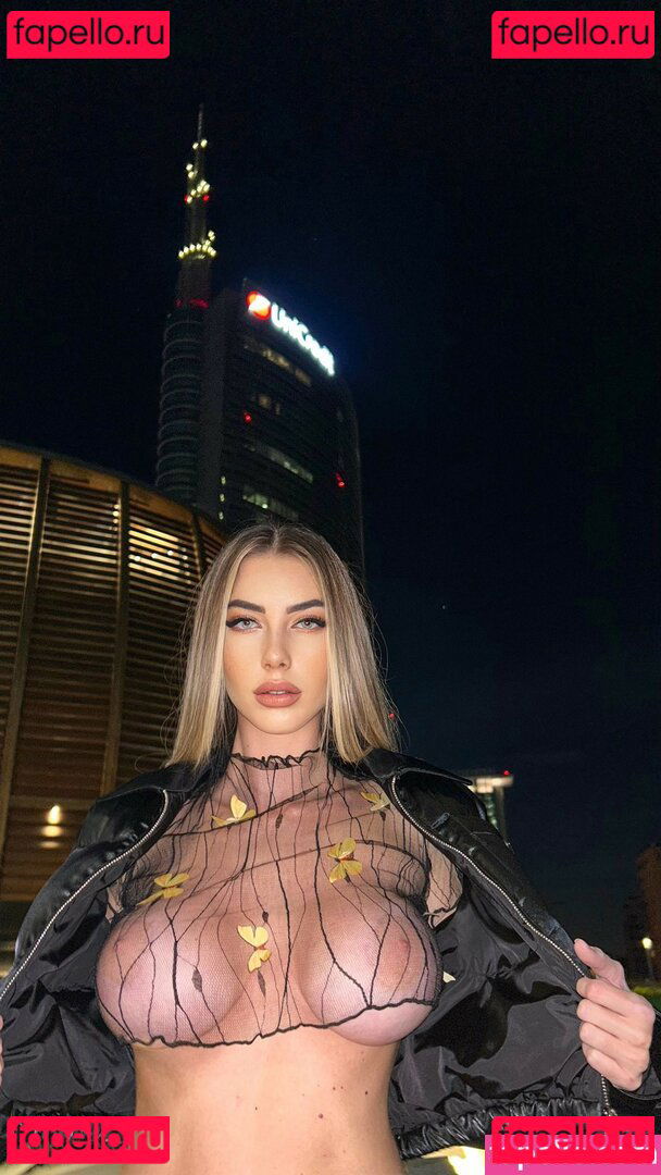 Eva Mentas / evamenta Onlyfans Photo Gallery 