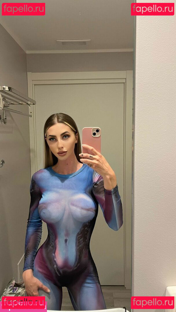 Eva Mentas / evamenta Onlyfans Photo Gallery 