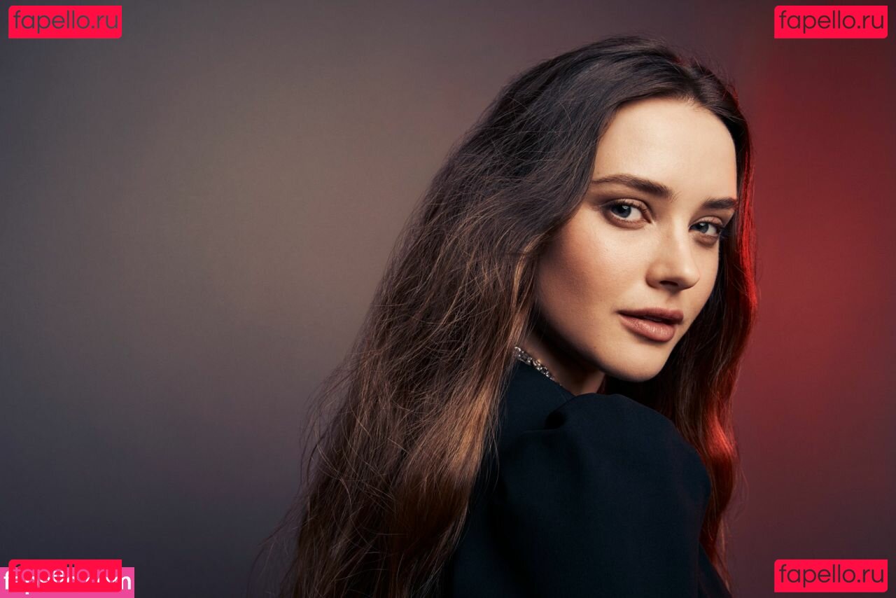 Katherine Langford Nude Onlyfans Photo 17