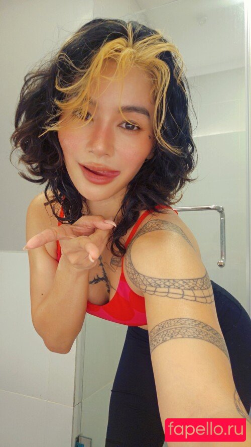 Kittynyaaa Nude Onlyfans Photo 37