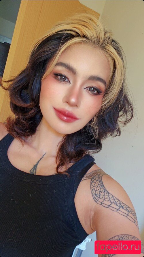 Kittynyaaa Nude Onlyfans Photo 17