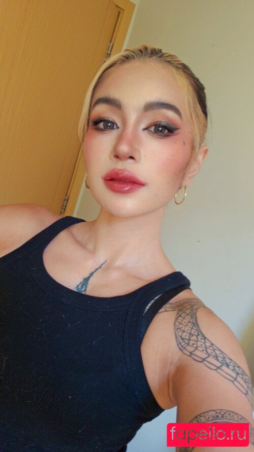 Kittynyaaa Nude Onlyfans Photo 15