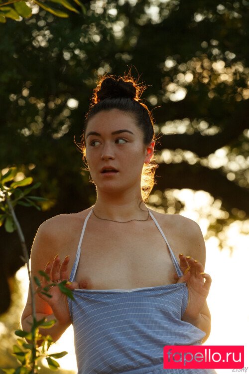 kiraslaps Nude Onlyfans Photo 37