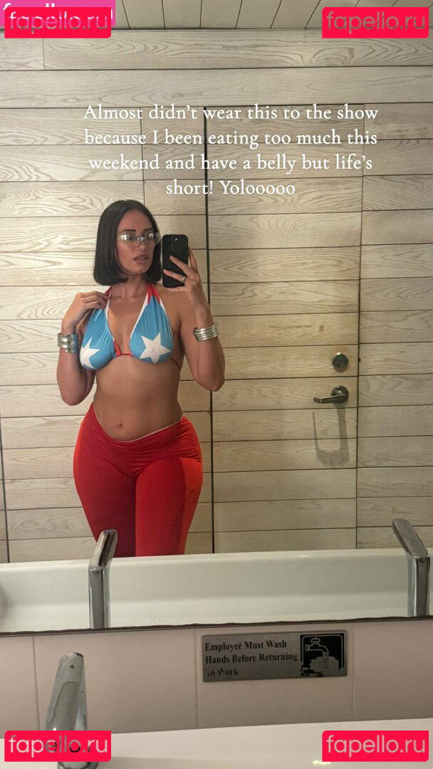 Yesjulz / yesjulztv Onlyfans Photo Gallery 