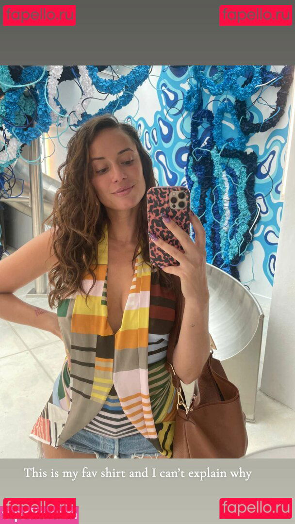 Yesjulz / yesjulztv Onlyfans Photo Gallery 