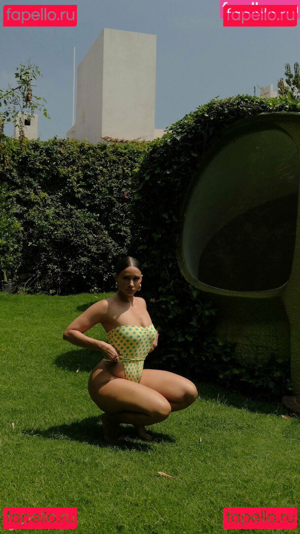 Yesjulz / yesjulztv Onlyfans Photo Gallery 