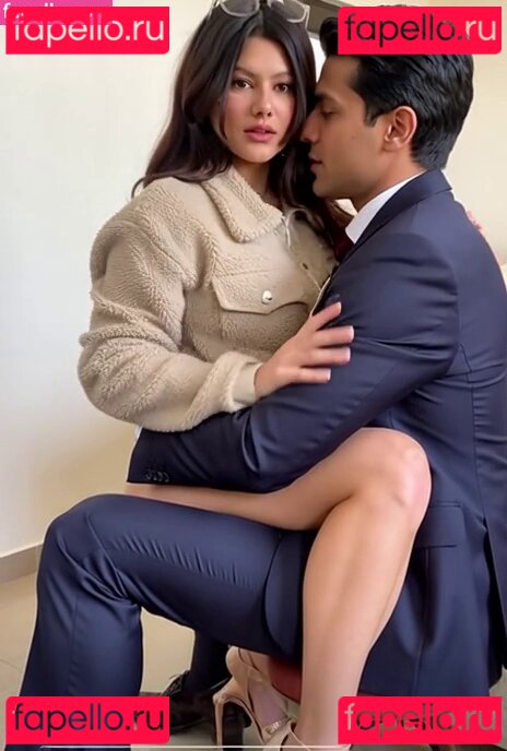 Khushi Tomar Nude Onlyfans Photo 19