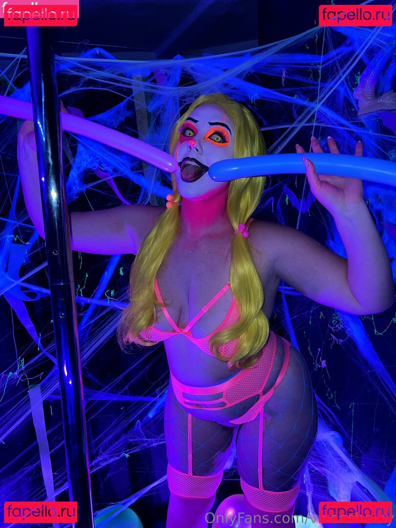 Vixenshelby / https: Onlyfans Photo Gallery 