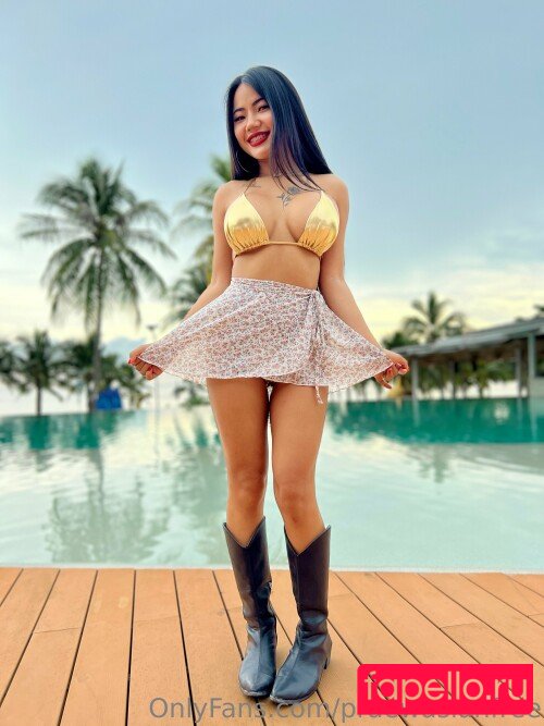 Praew Phatcharin / https: / phatcharin22 / ppraew_pp22 Onlyfans Photo Gallery 