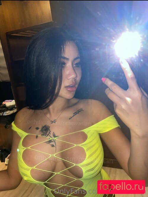 Praew Phatcharin / https: / phatcharin22 / ppraew_pp22 Onlyfans Photo Gallery 