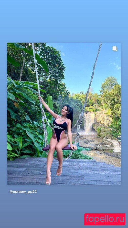 Praew Phatcharin / https: / phatcharin22 / ppraew_pp22 Onlyfans Photo Gallery 