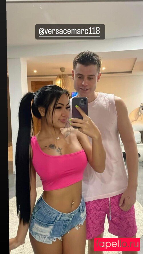 Praew Phatcharin / https: / phatcharin22 / ppraew_pp22 Onlyfans Photo Gallery 