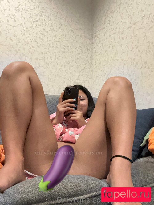 Praew Phatcharin / https: / phatcharin22 / ppraew_pp22 Onlyfans Photo Gallery 