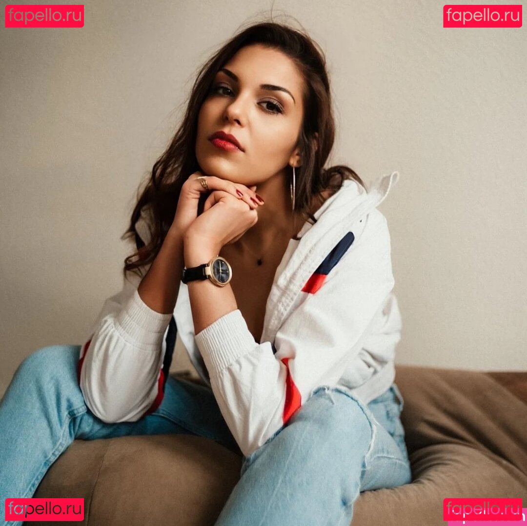 Lena Beermann / lenabeermann_ Onlyfans Photo Gallery 