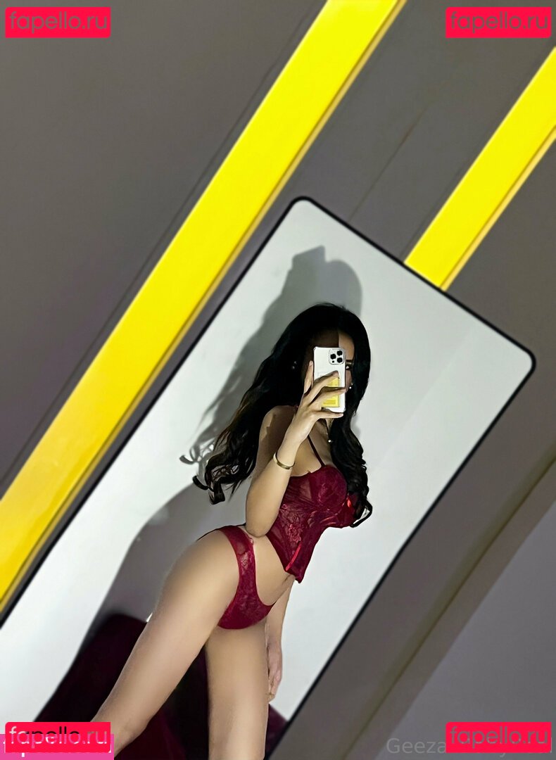 aphroditegee Nude Onlyfans Photo 11