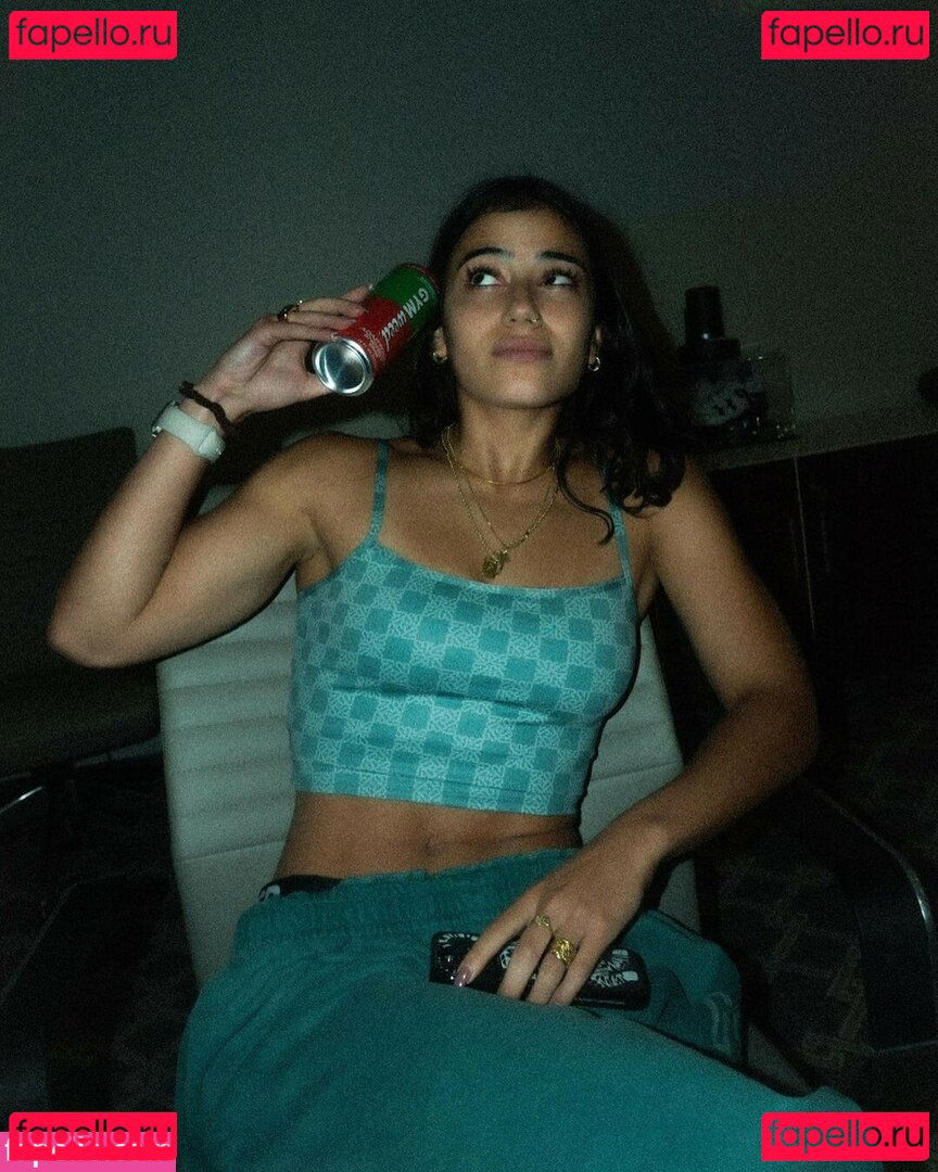 Sara Saffari / sara_saffari / sarasaffari / sarasaffari__ / sarrrrrr68 Onlyfans Photo Gallery 