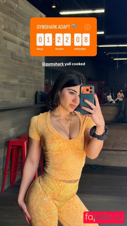 Sara Saffari Nude Onlyfans Photo 45