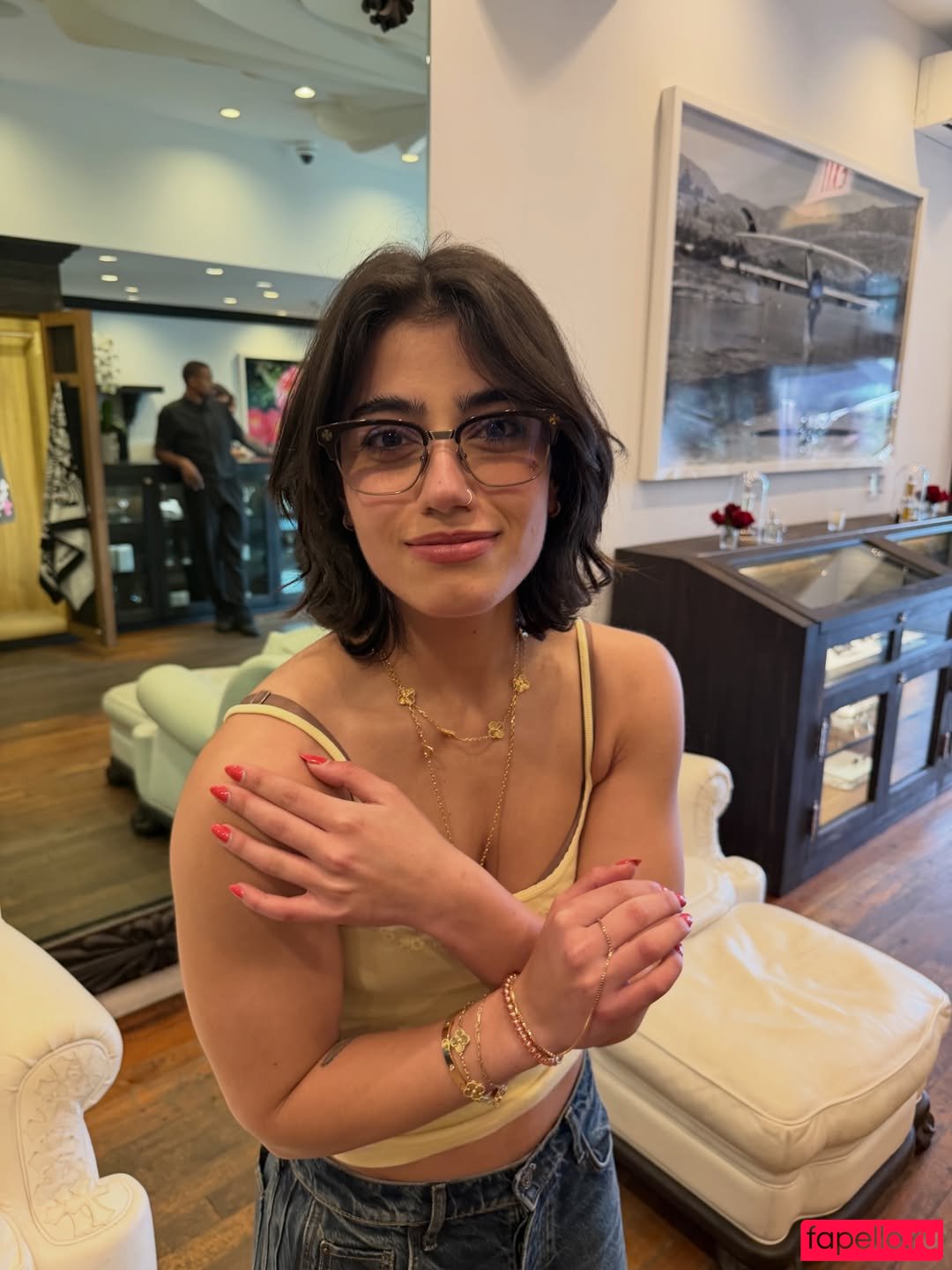 Sara Saffari Nude Onlyfans Photo 8