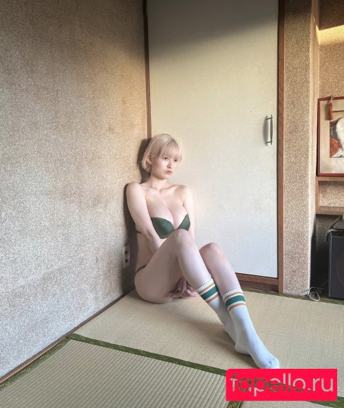 Miri Be Nude Onlyfans Photo 6
