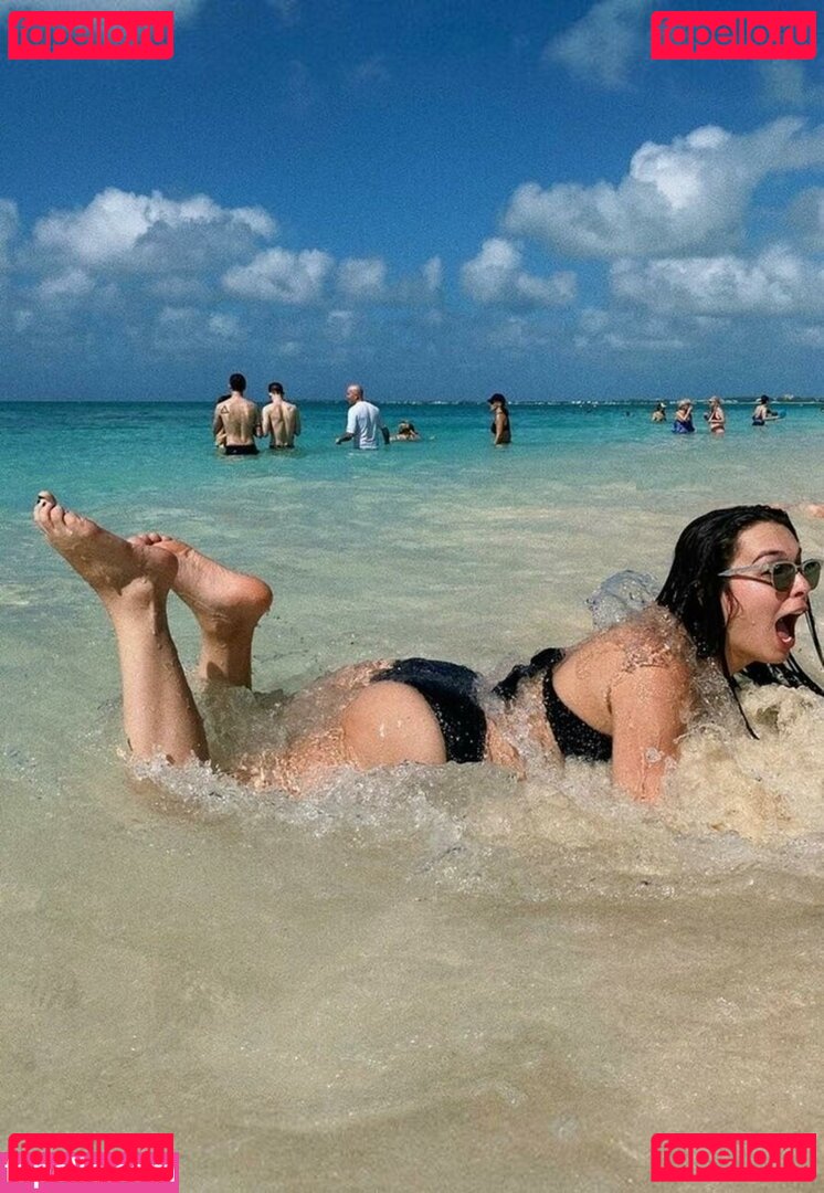 Isabella Gomez / Isabellagomez / isabella.gomez Onlyfans Photo Gallery 