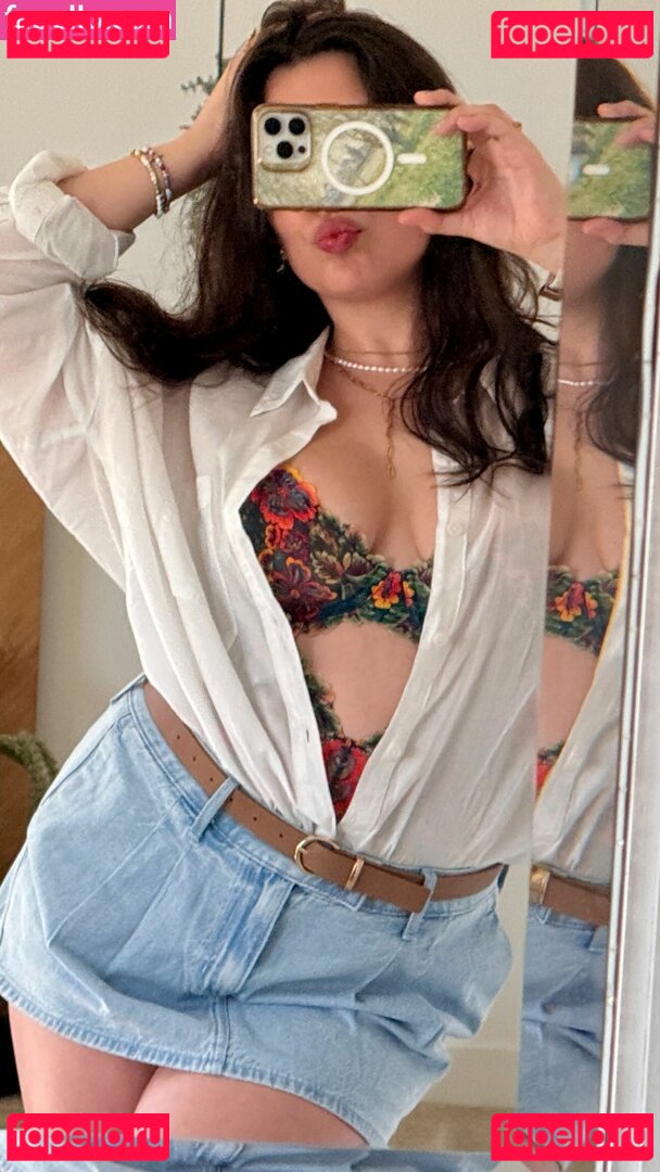 Isabella Gomez / Isabellagomez / isabella.gomez Onlyfans Photo Gallery 