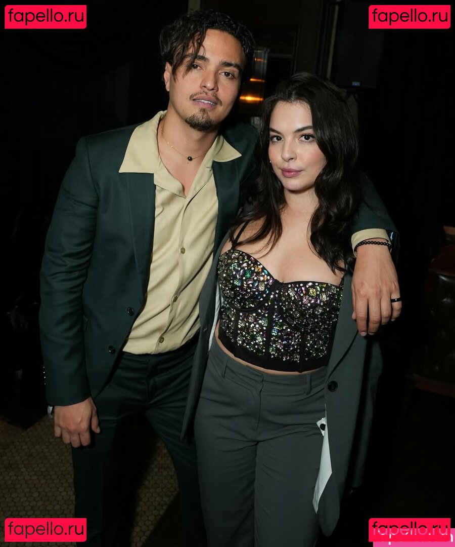 Isabella Gomez / Isabellagomez / isabella.gomez Onlyfans Photo Gallery 