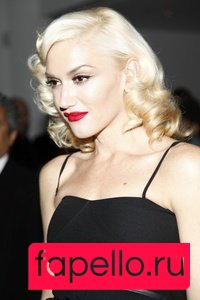 Gwen Stefani Nude Onlyfans Photo 46